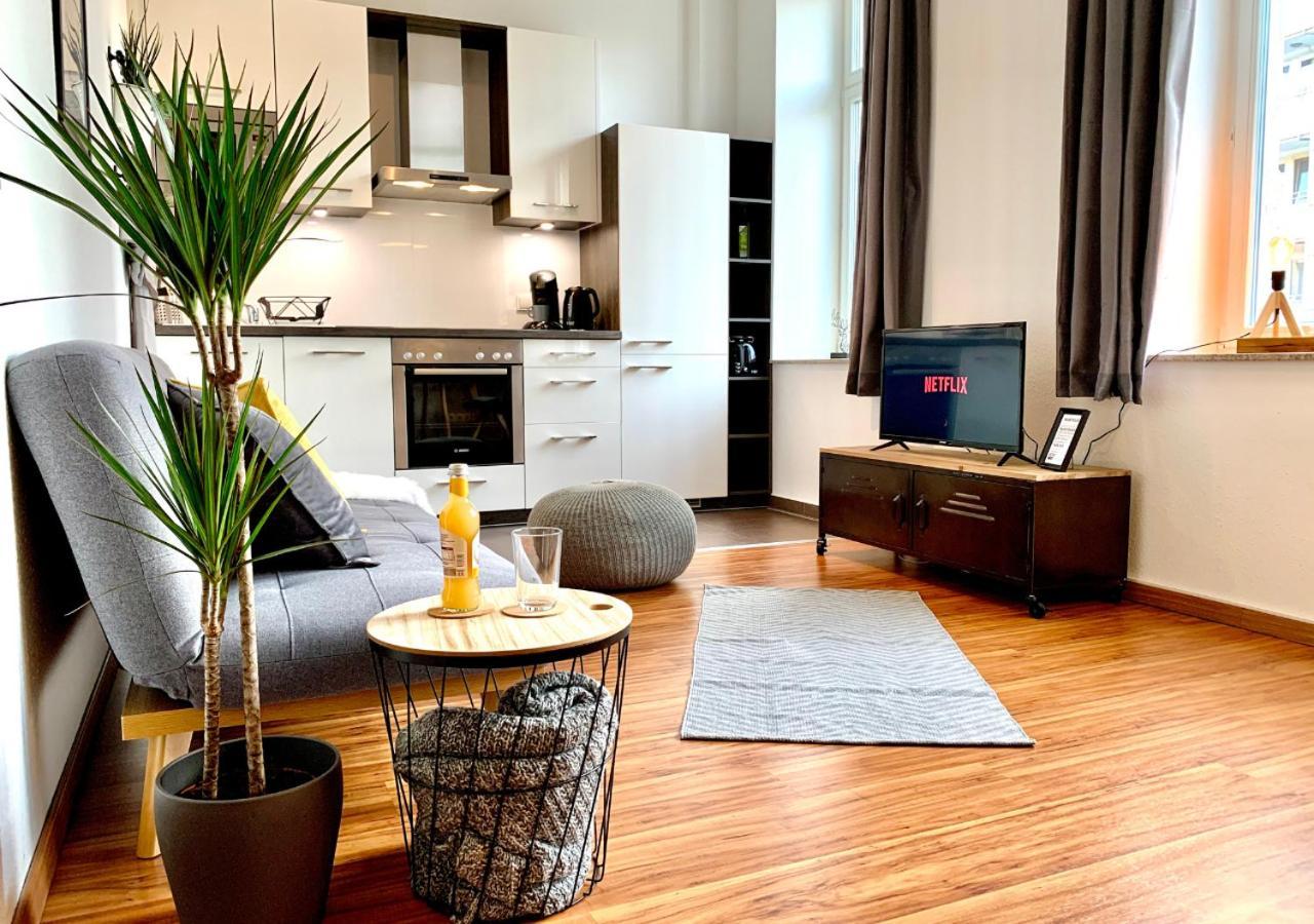 Only 750m Zwinger, Netflix, Fast Wlan, Self-checkin, Super Nintendo Apartment