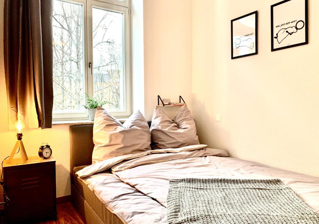 Apartment Only 750m Zwinger, Netflix, Fast Wlan, Self-checkin, Super Nintendo Dresden