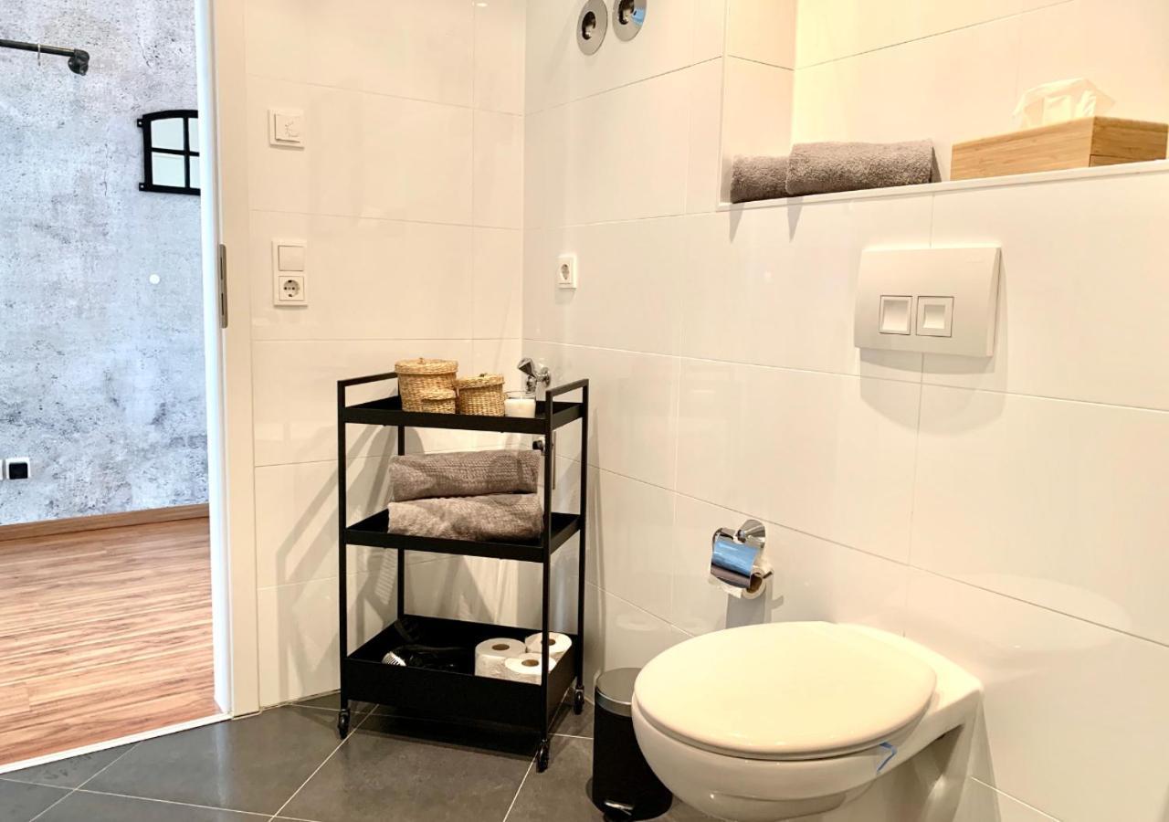 Only 750m Zwinger, Netflix, Fast Wlan, Self-checkin, Super Nintendo Apartment *