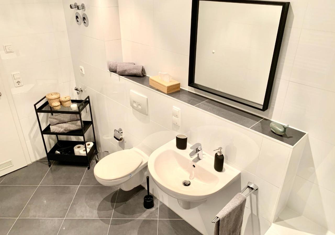 Only 750m Zwinger, Netflix, Fast Wlan, Self-checkin, Super Nintendo Apartment Dresden